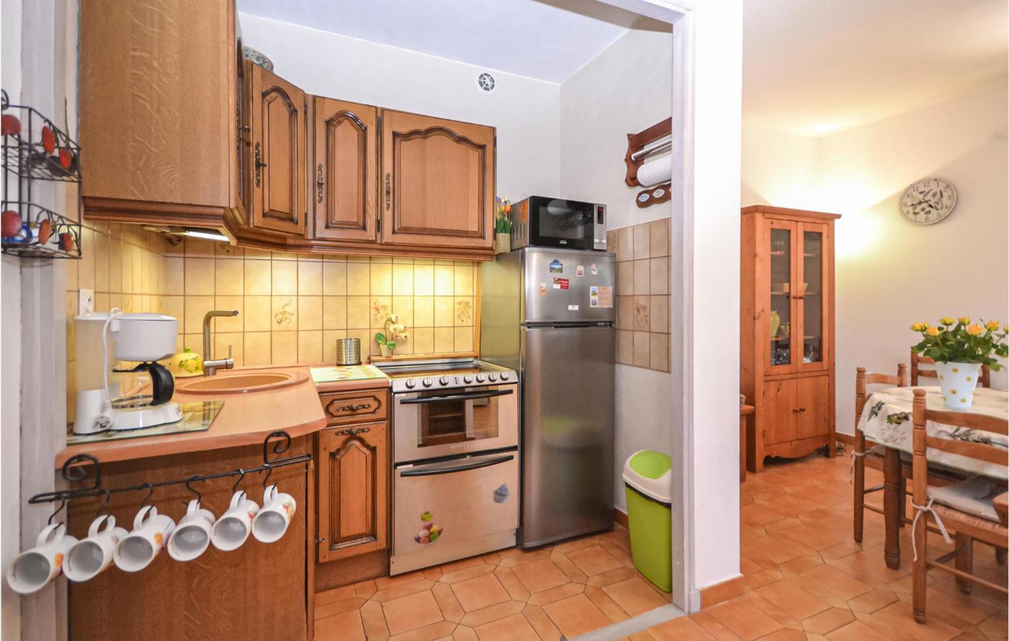 1 Bedroom Pet Friendly Home In Entrechaux Zewnętrze zdjęcie